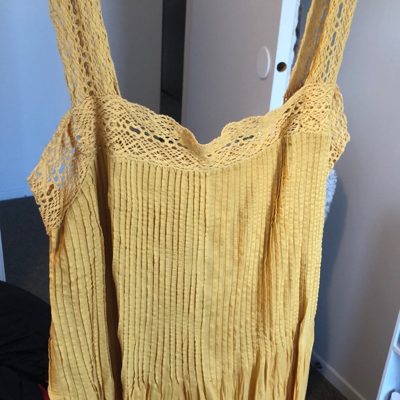 Wilfred Leone Dress (Gold) - Picture 2 of 5